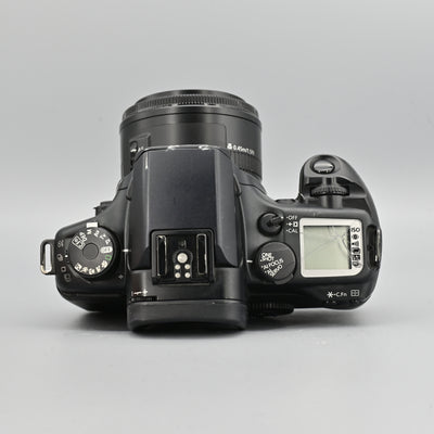 Canon EOS7 + EF 50mm F1.8 II Lens