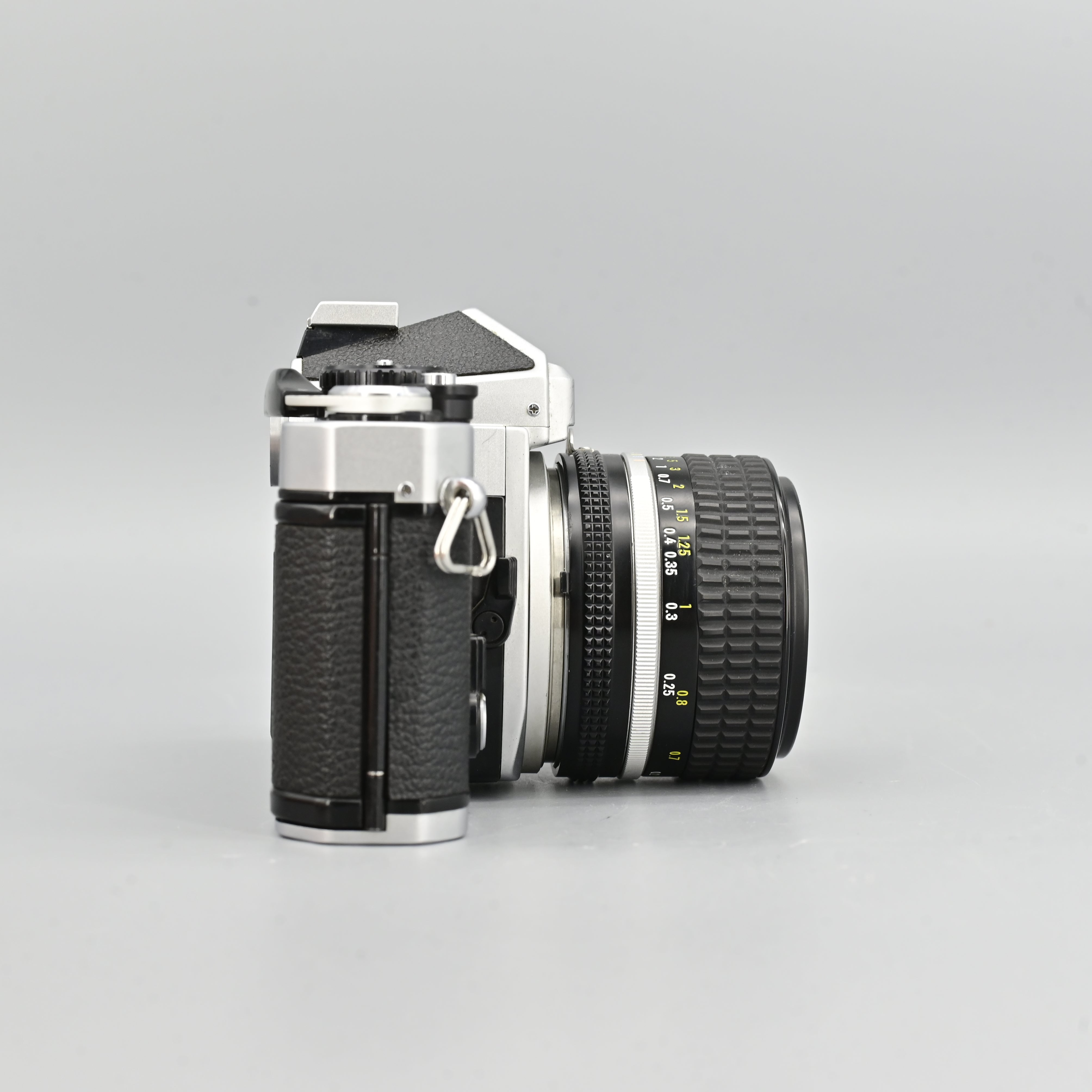 Nikon FE + Ai 28mm F2.8 Lens – SHOWA