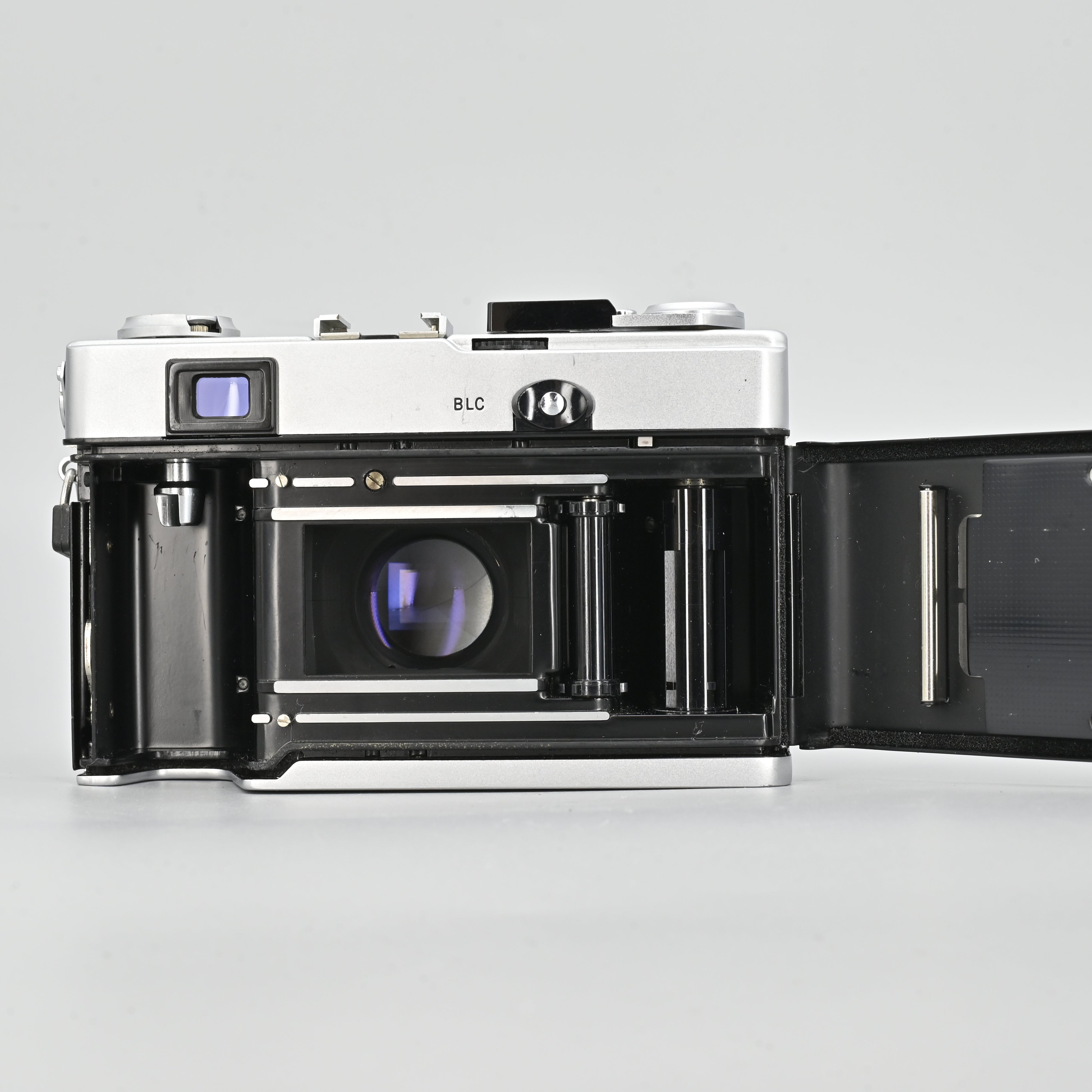 Olympus 35DC – SHOWA