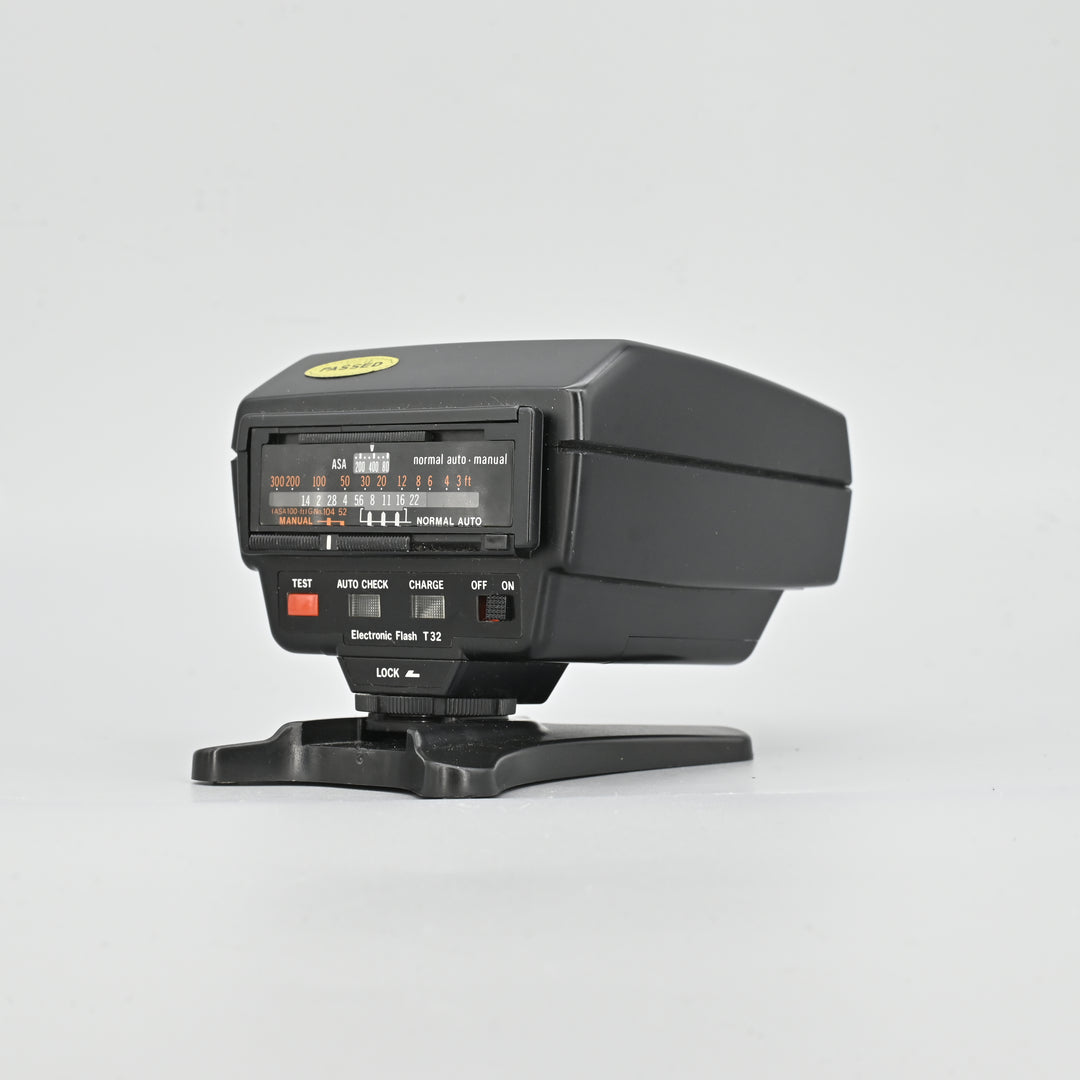 Olympus Electronic Flash T32