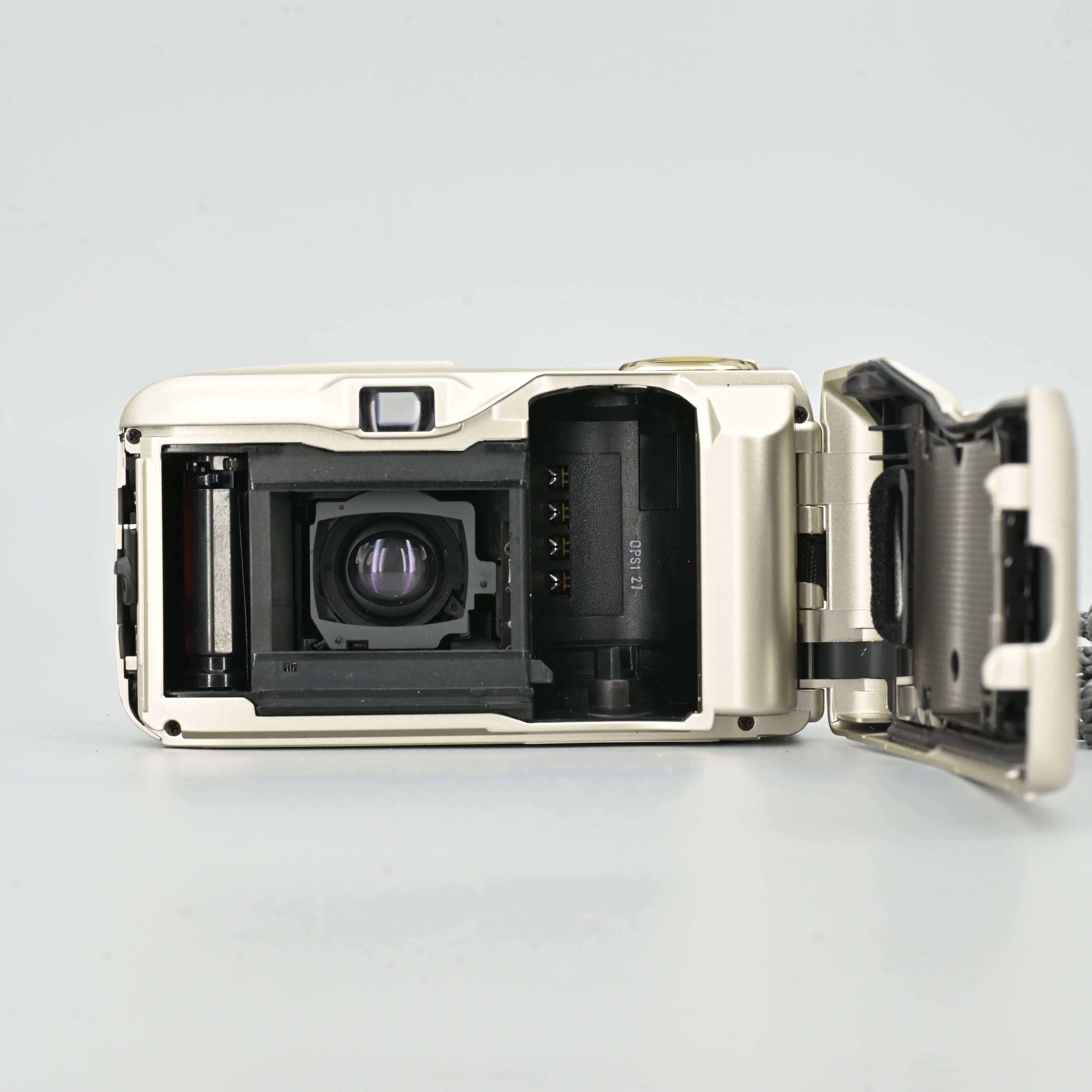 Olympus Mju II (With Case) – SHOWA