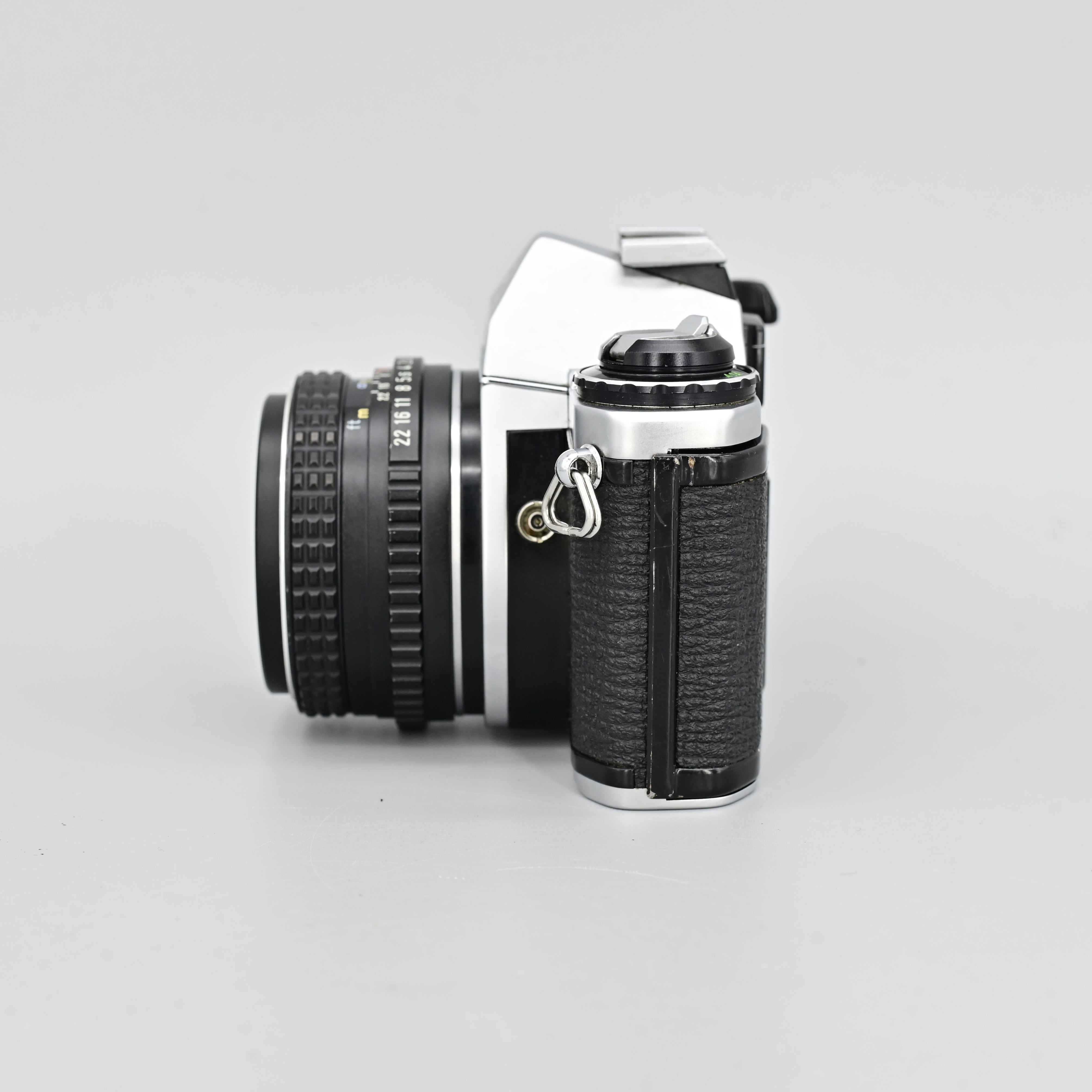 Pentax ME + SMC Pentax-M 50mm F2 Lens – SHOWA