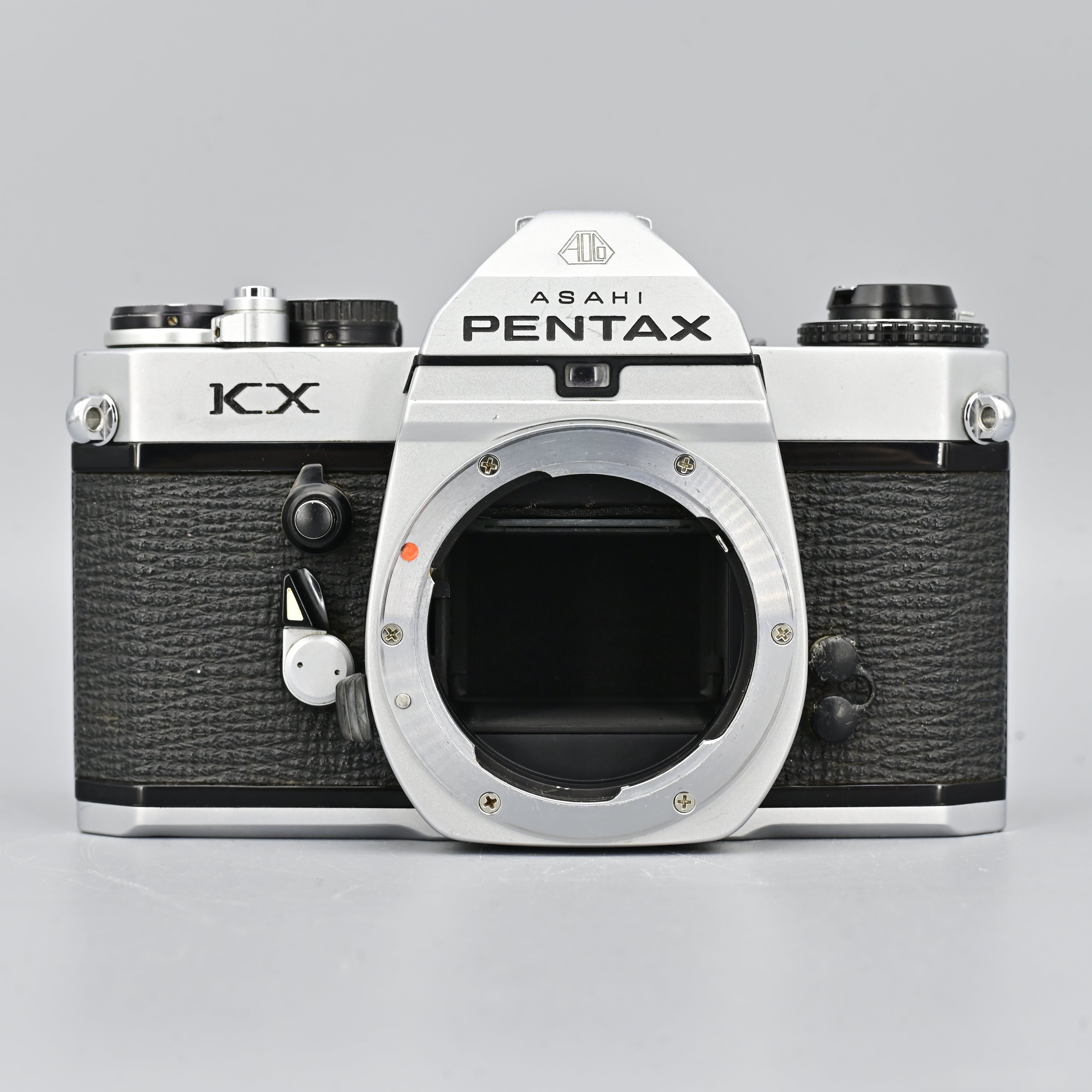 Pentax KX Body Only (Box Set) – SHOWA