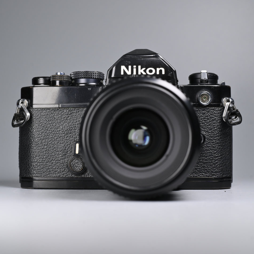 Nikon FM Black + AF Nikkor 35-80mm F4D Zoom Lens