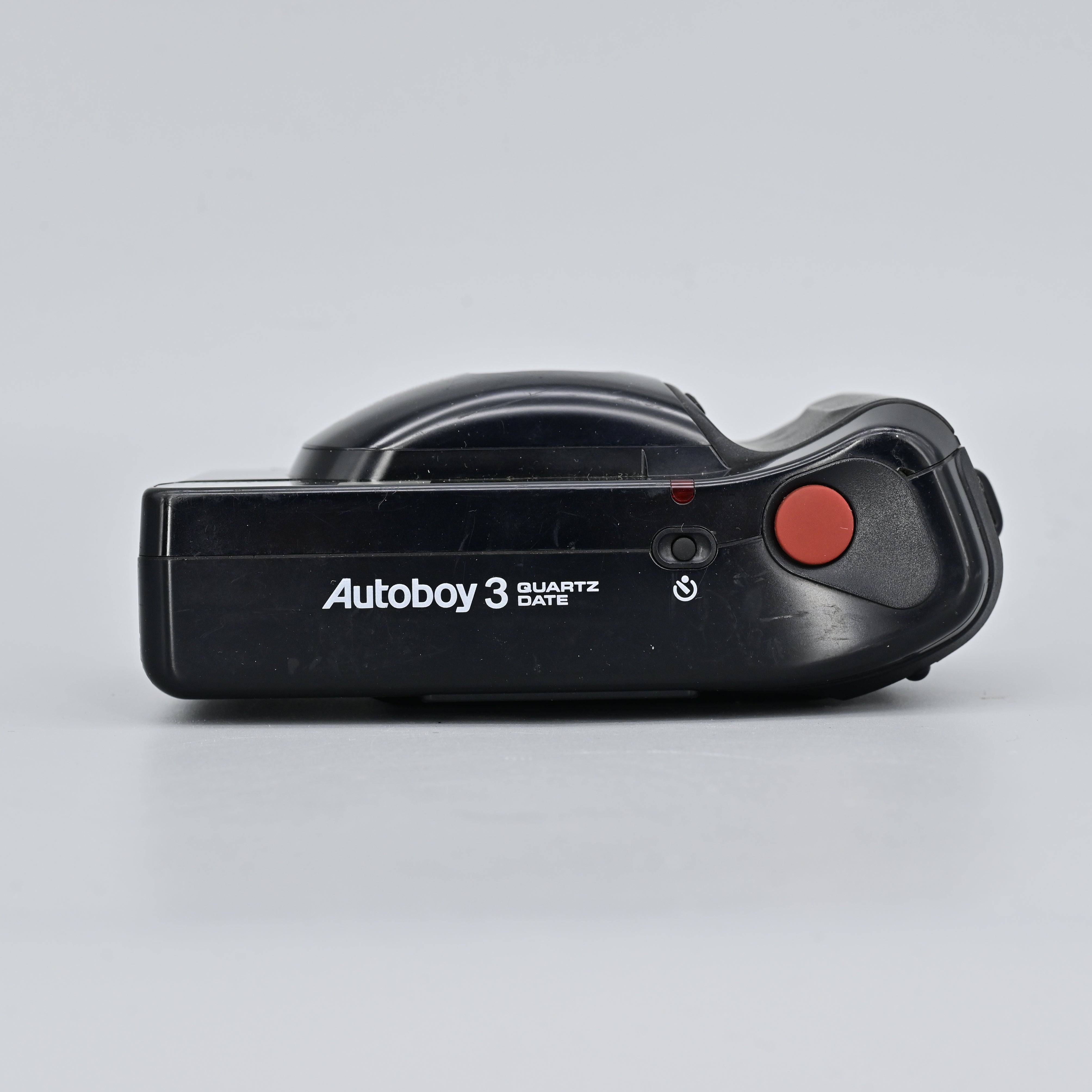 Canon Autoboy 3 Quartz Date – SHOWA