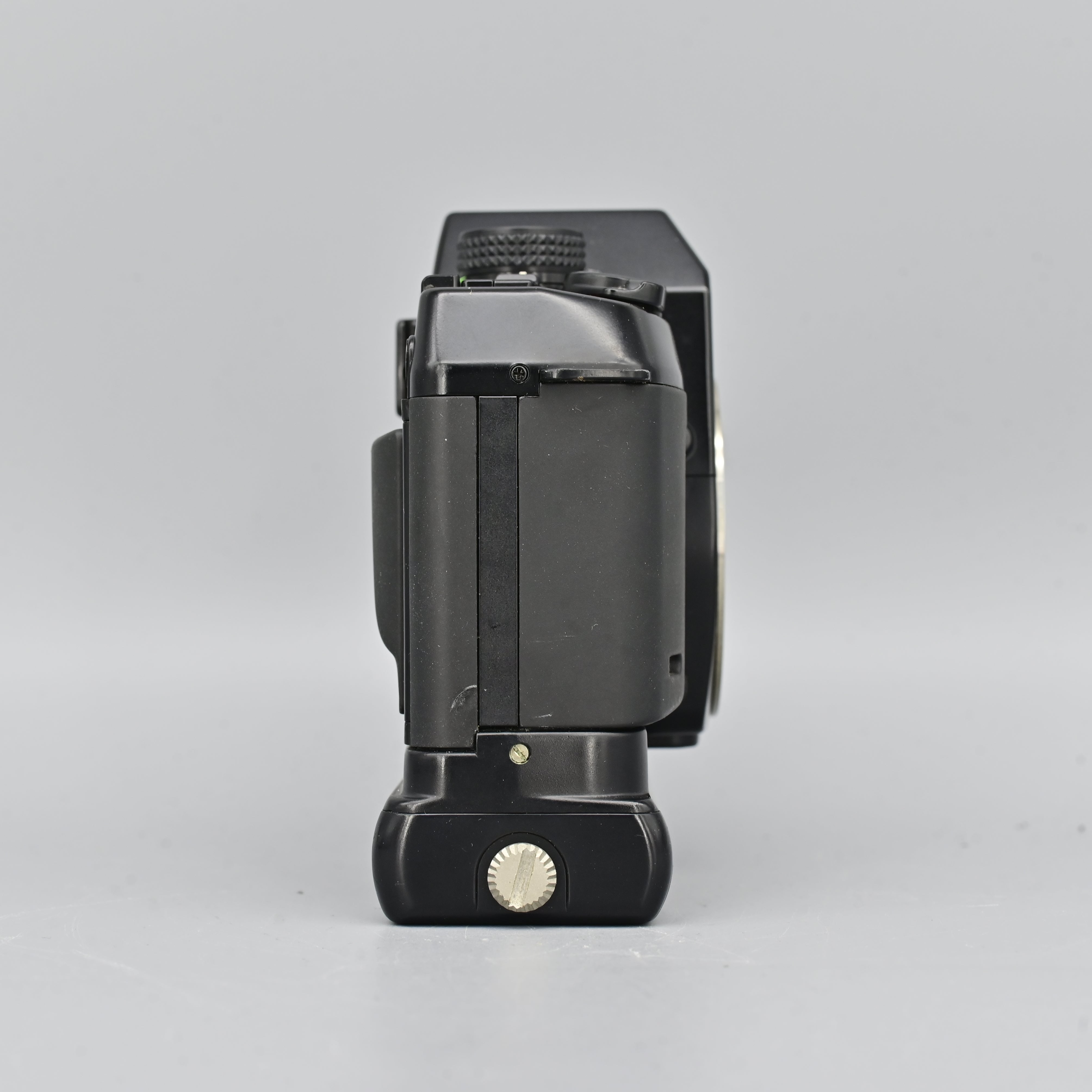 CONTAX 167MT フィルムカメラ　美品 CONTAX 167MT をお出迎え｜キハ2222