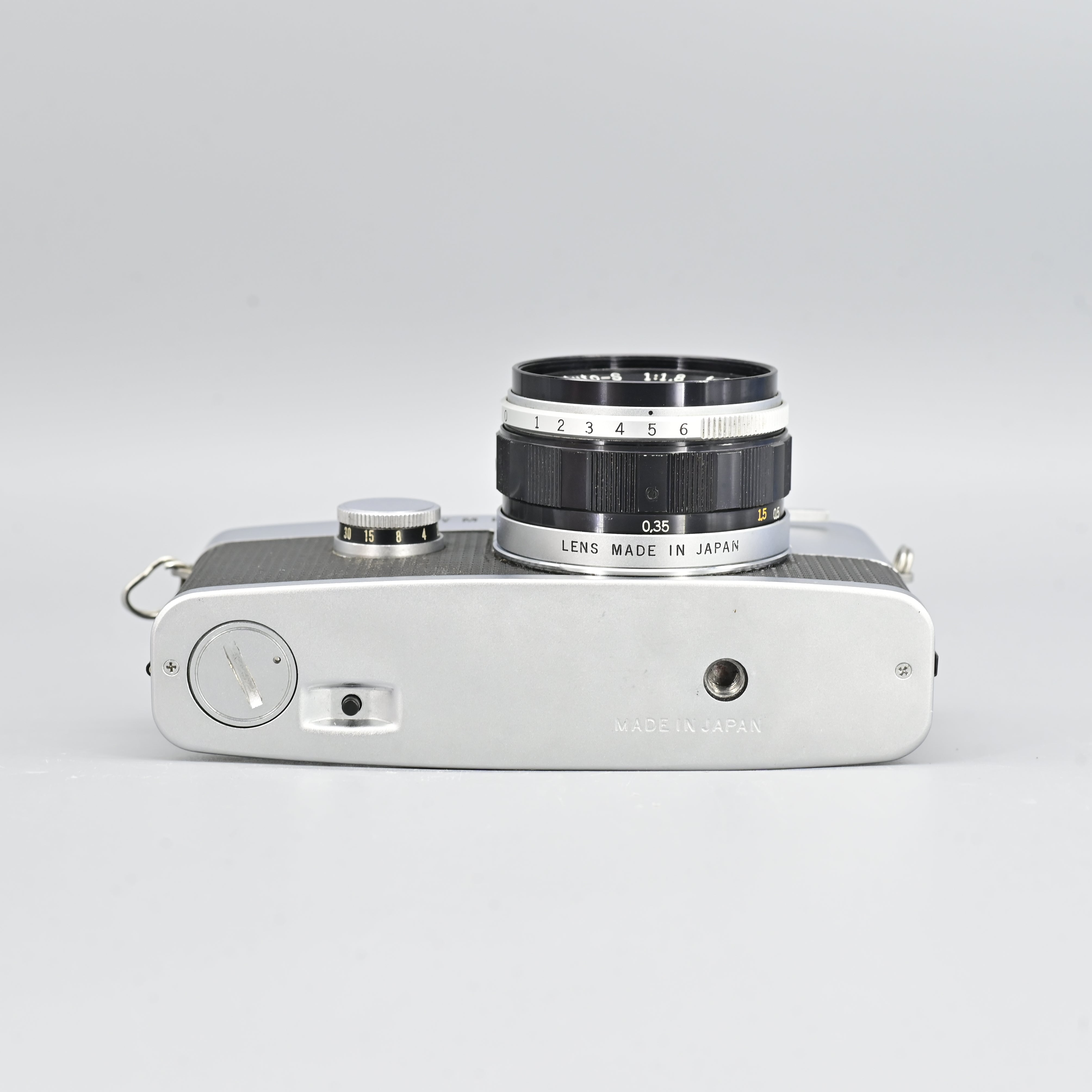 Olympus PEN-FT + Auto-S 38mm F1.8 Half-frame Camera. – SHOWA