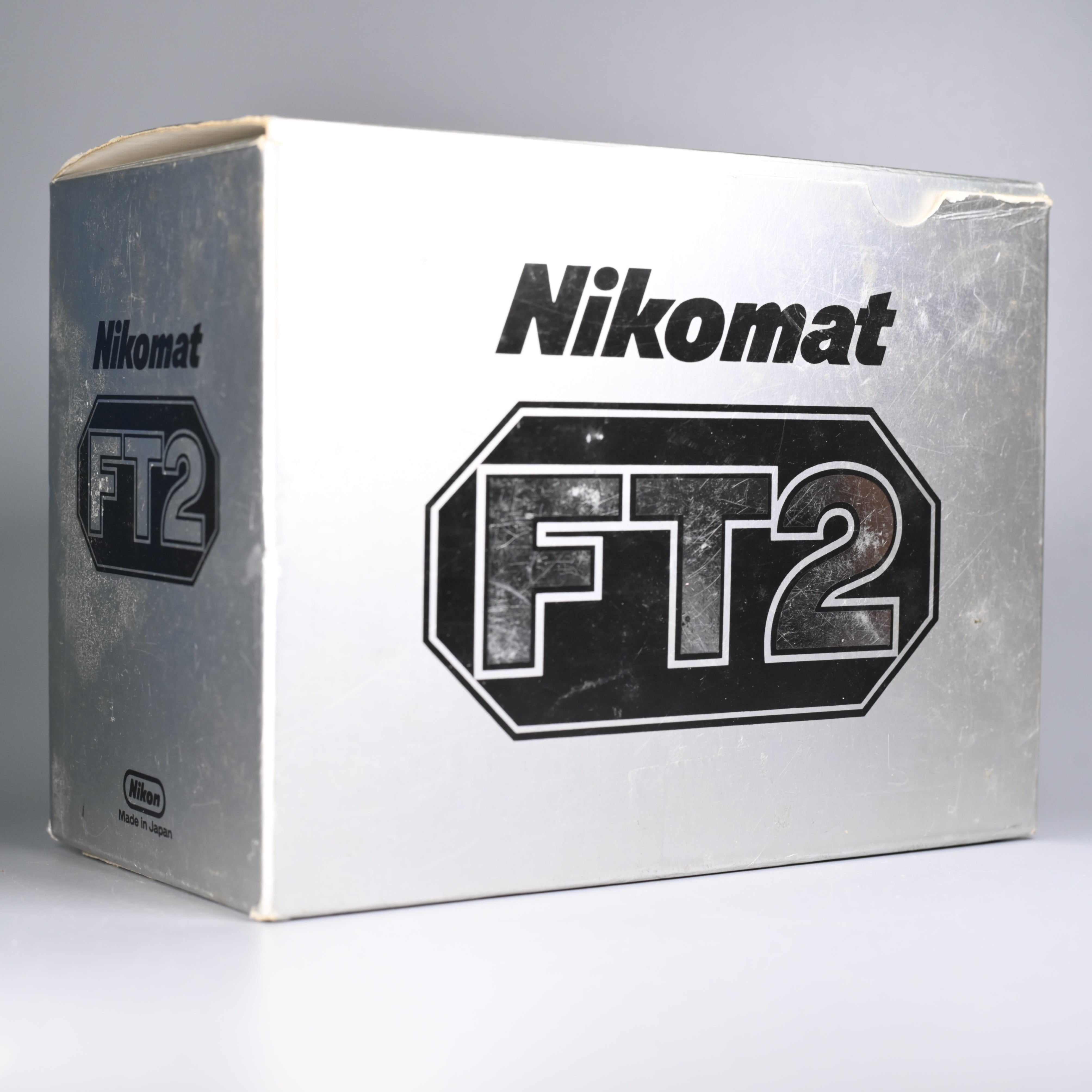 Nikkormat FT2 Black Body Only (Box Set). – SHOWA