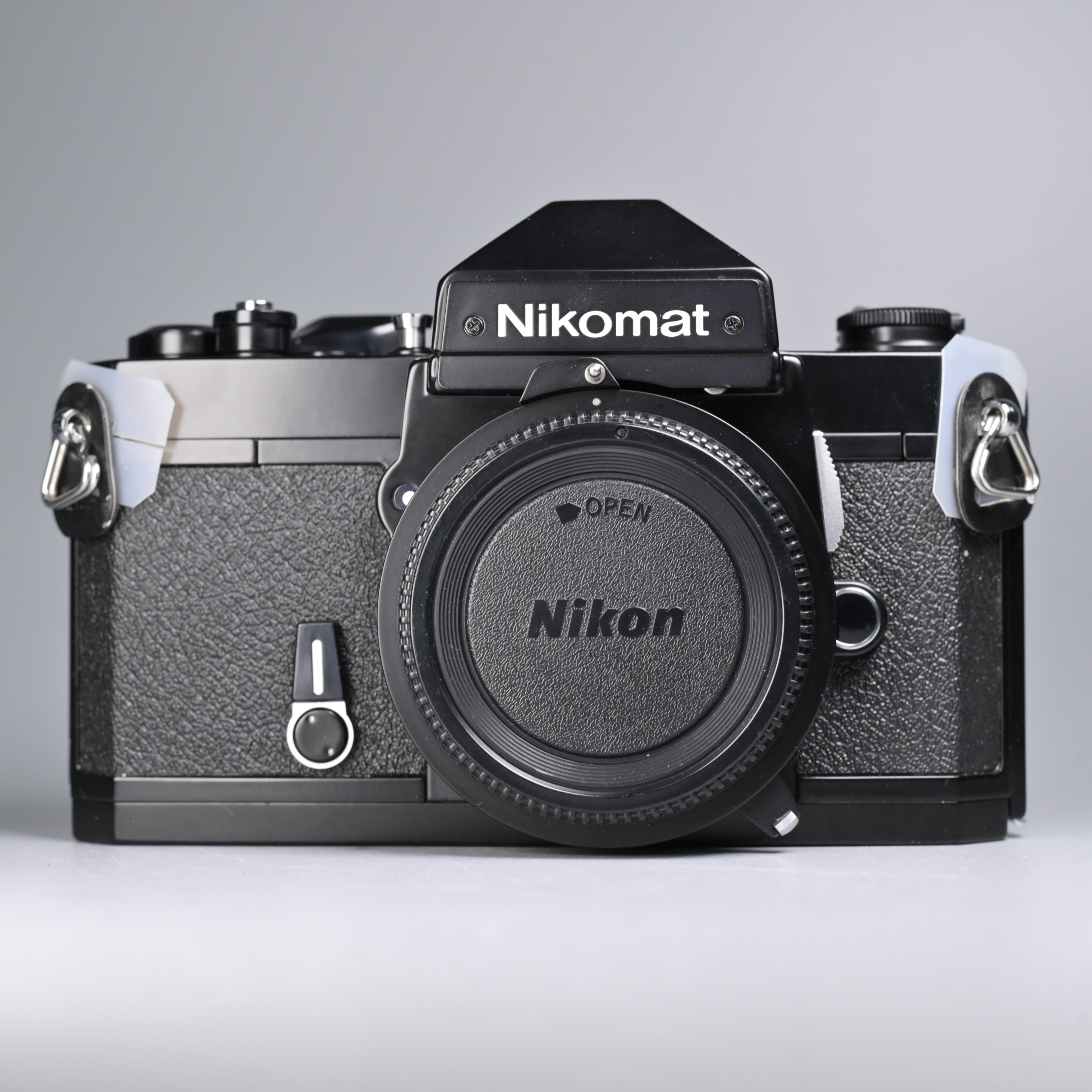 Nikkormat FT2 Black Body Only (Box Set). – SHOWA