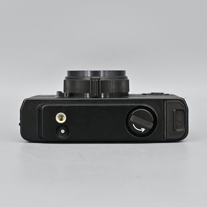 Minolta Hi-Matic S With Case.