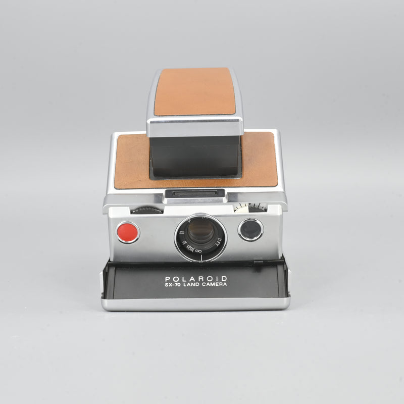 Polaroid SX-70 Land Camera (with Leather Bag).