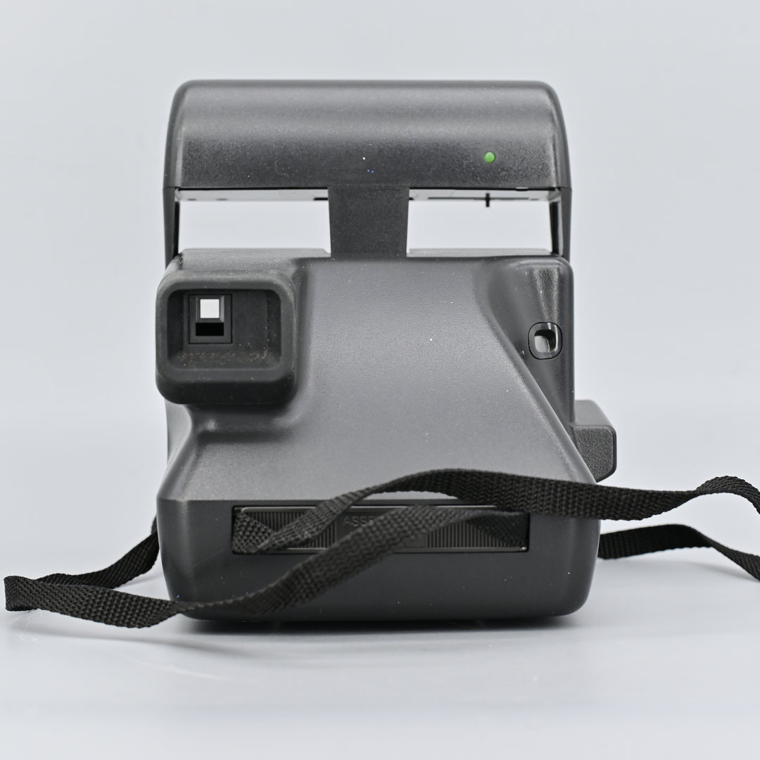 Polaroid 636 Close Up Instant Camera