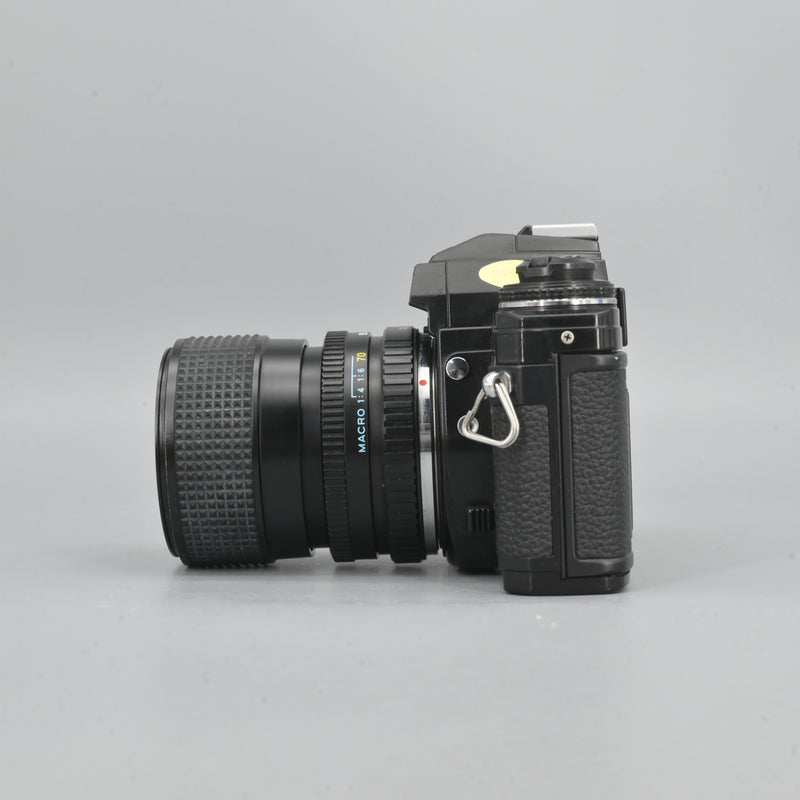 Minolta X700  + MD 28-70mm F3.5-4.8 Zoom Lens