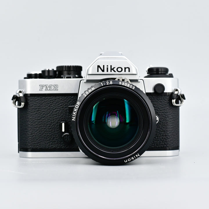 Nikon FM2 +AIS 28mm F2.8 Lens