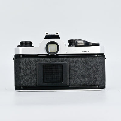 Nikon FM2 +AIS 28mm F2.8 Lens
