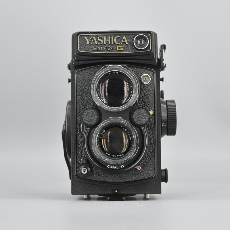 Yashica Mat 124G with Case.