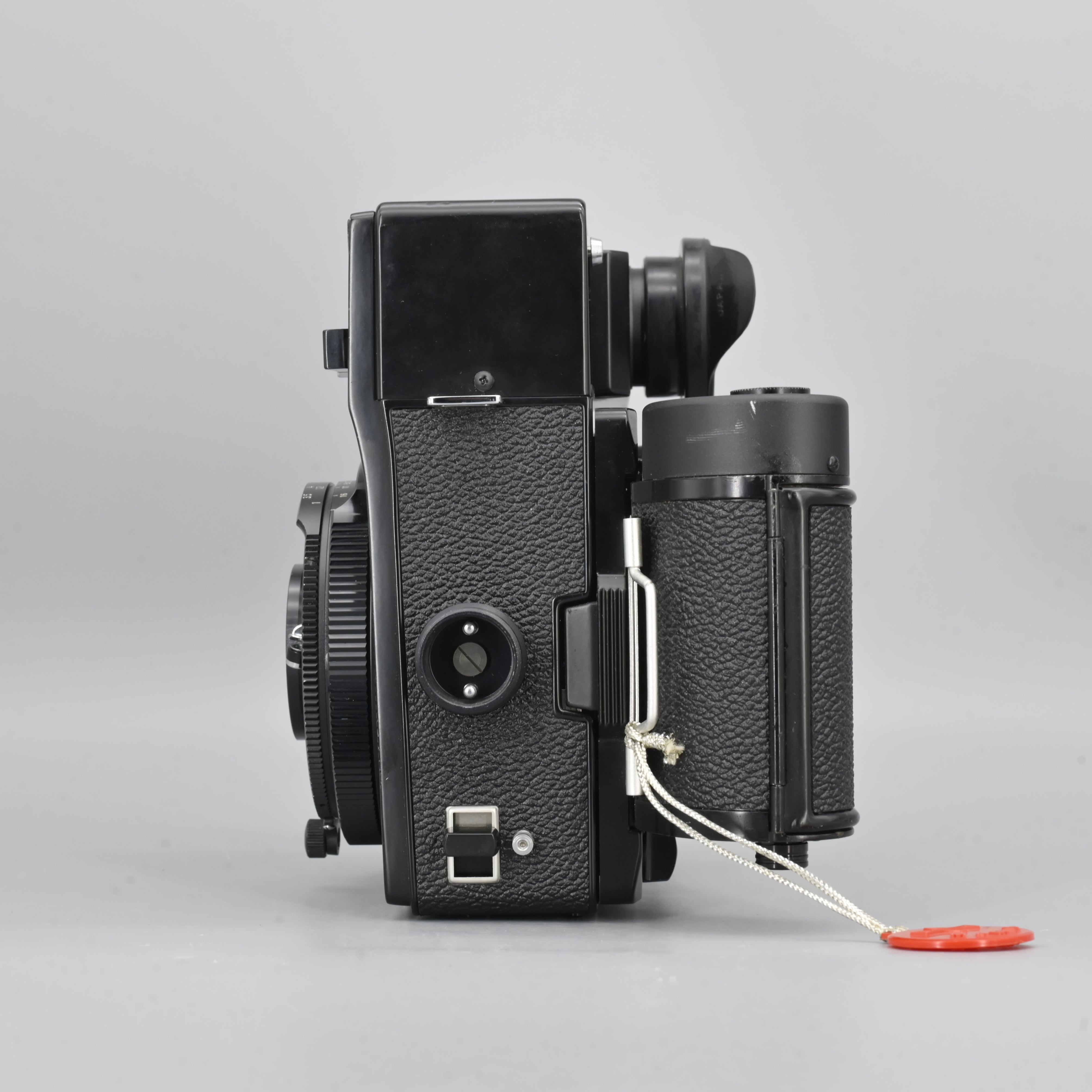 Mamiya Universal 6x9 + Mamiya-Sekor 65mm F6.3 Lens – SHOWA