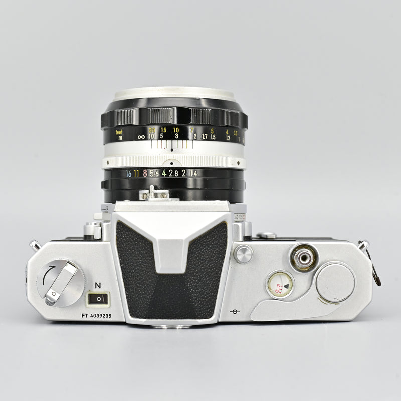 Nikkormat FTn + Nikkor-S Auto 50mm F1.4 Lens [READ]
