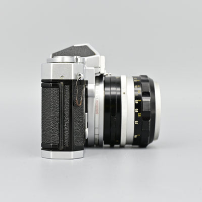 Nikkormat FTn + Nikkor-S Auto 50mm F1.4 Lens [READ]