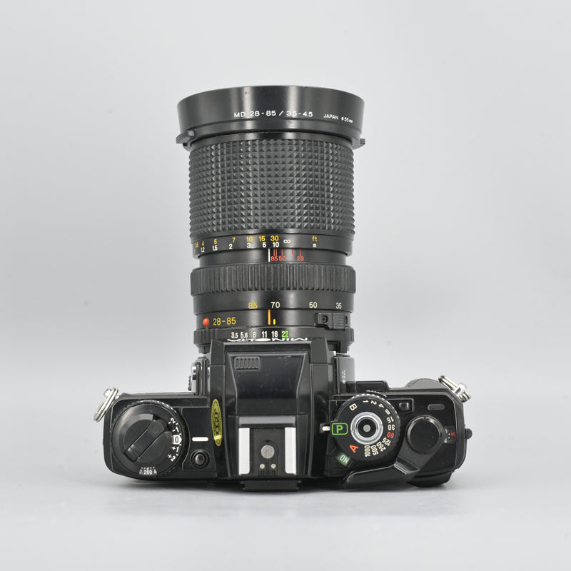 Minolta X700  + MD 28-85mm F3.5-4.5 Zoom Lens (With Hood)