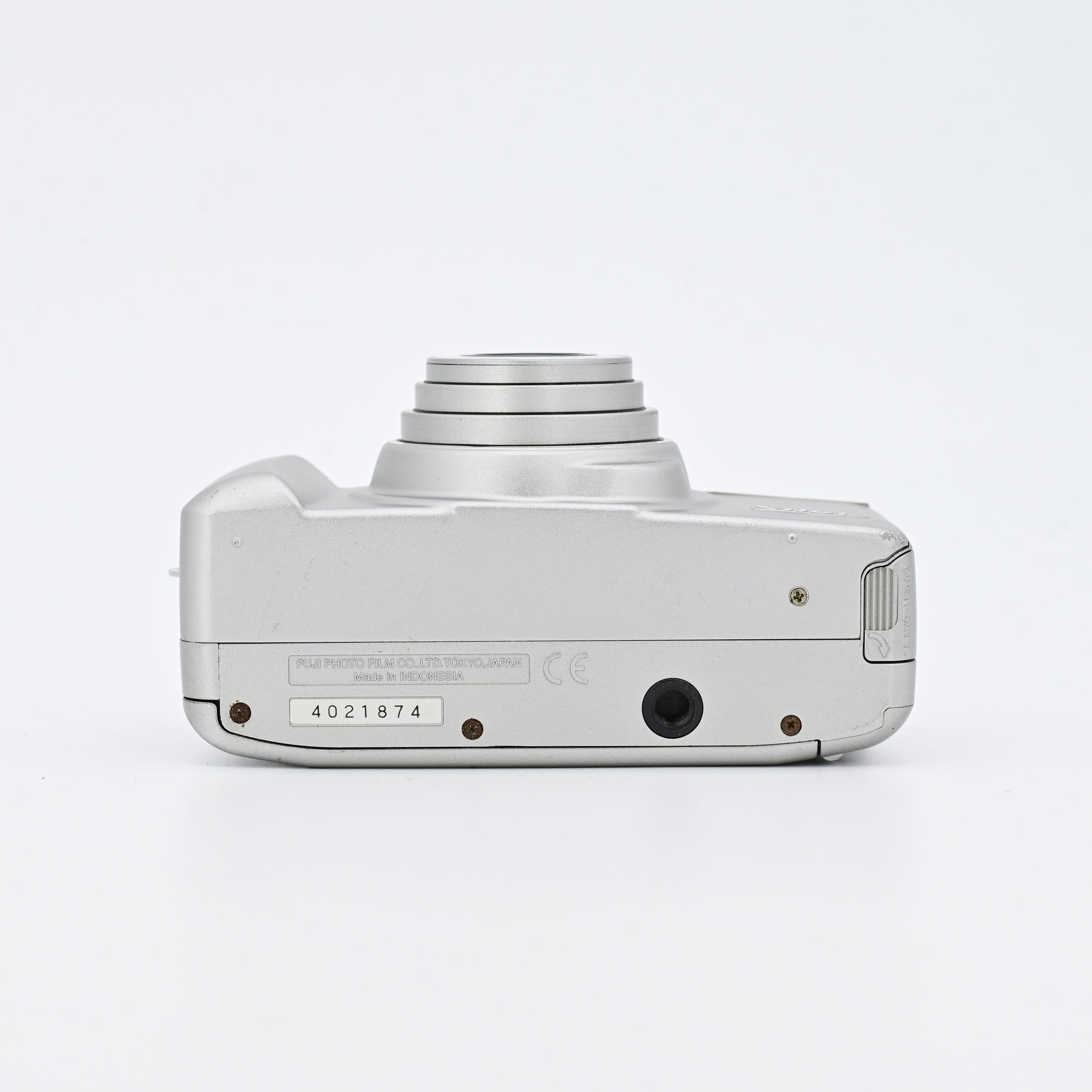 Fujifilm Silvi 1600 – SHOWA Fujifilm Silvi 1600 – SHOWA