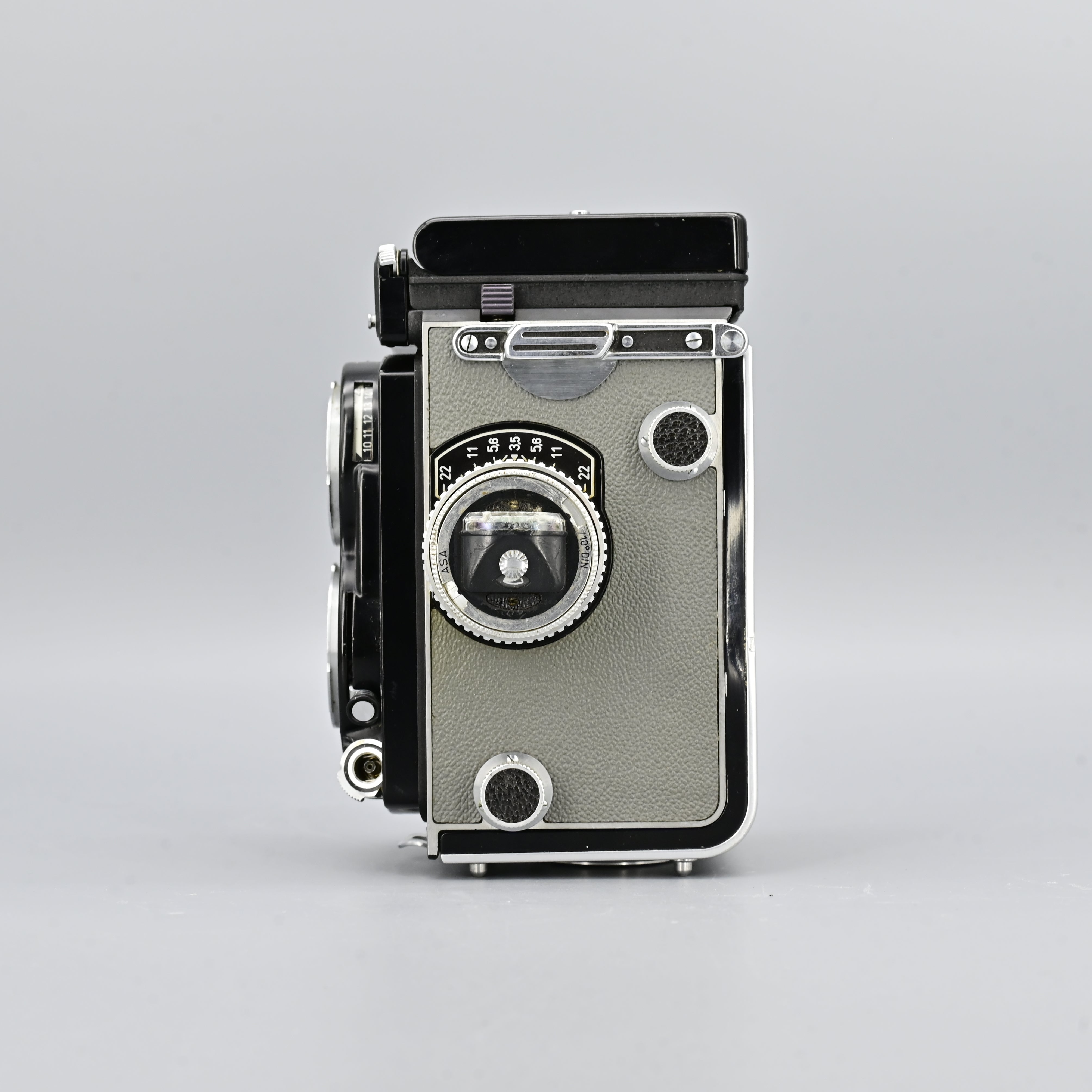 Rolleiflex 3.5T Meter (Grey Version). – SHOWA