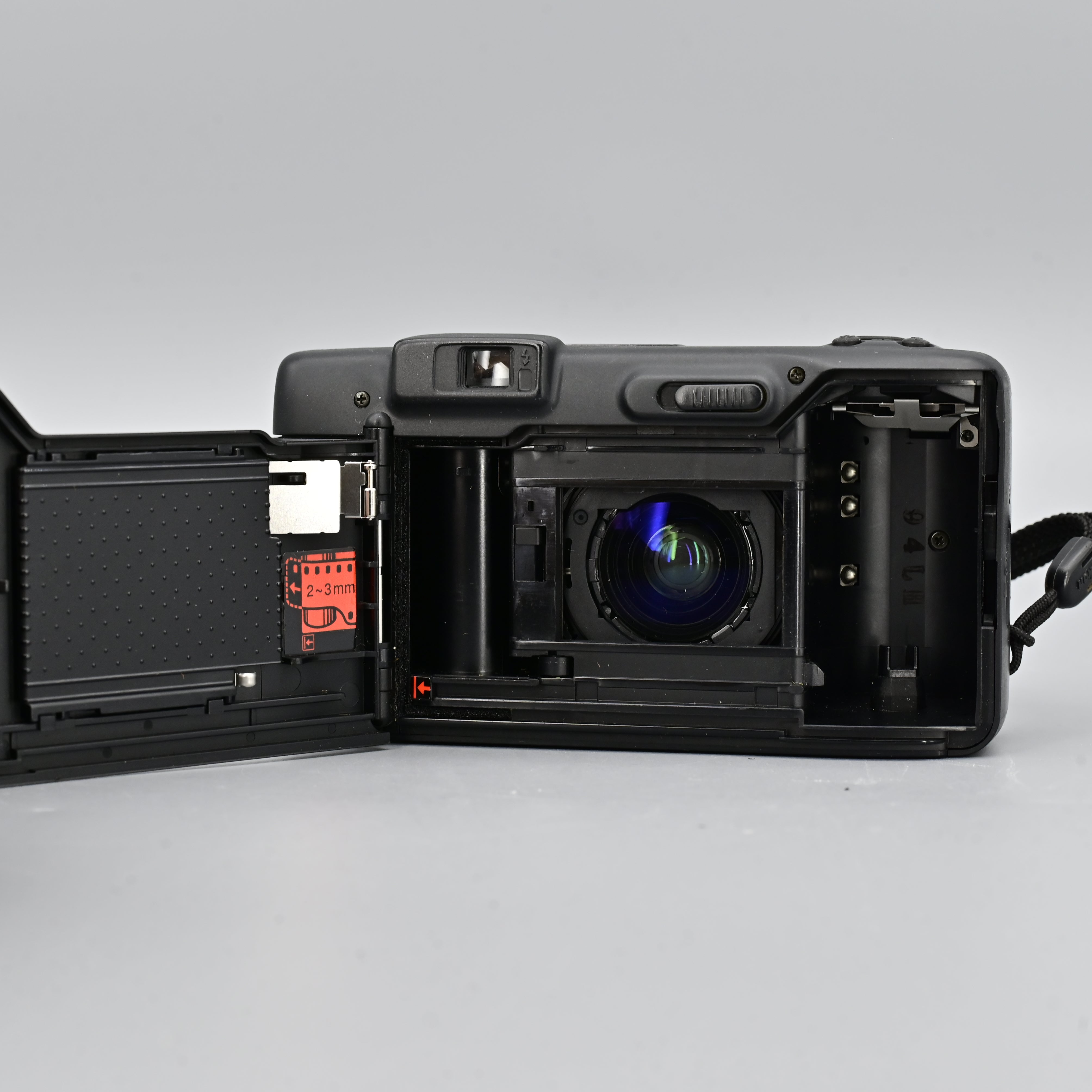 Nikon Zoom 300 AF (With Case) – SHOWA