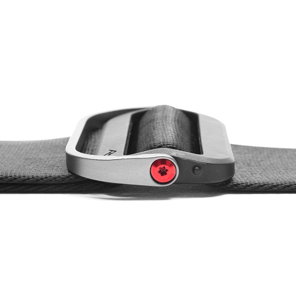 Peak Design - Slide